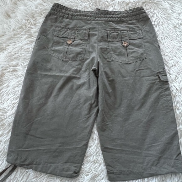Merrell Women’s Cargo Bermuda - Size 6 - Picture 2 of 6